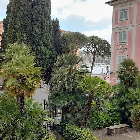 Il Mare A Dieci Passi *